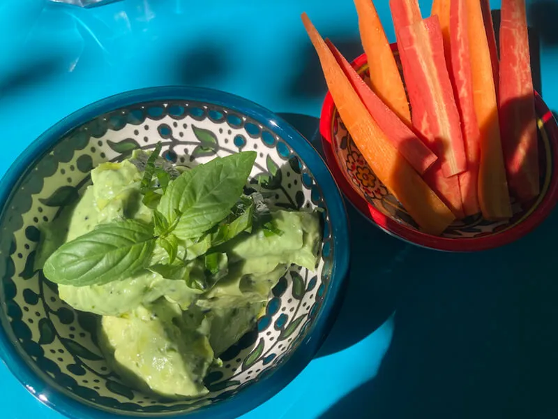 Image_CurePolarity_Anna_Perret_800x600px